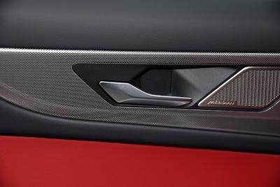2024款 2.0T 250PS R-DYNAMIC S进取运动版-内饰-图片-有驾