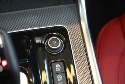 2024款 2.0T 250PS R-DYNAMIC S进取运动版-内饰-图片-有驾