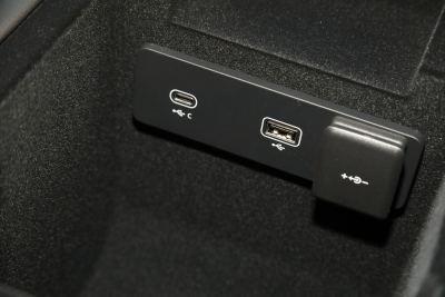 2024款 2.0T 250PS R-DYNAMIC S进取运动版-内饰-图片-有驾
