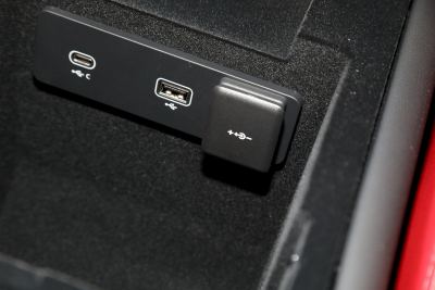 2024款 2.0T 250PS R-DYNAMIC S进取运动版-内饰-图片-有驾