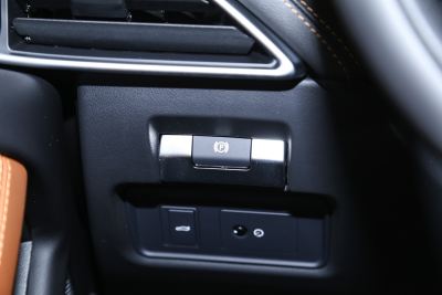 2024款 2.0T 250PS R-DYNAMIC S进取运动版-内饰-图片-有驾