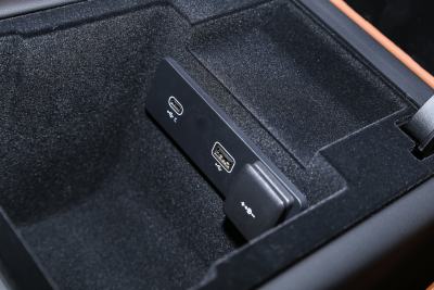 2024款 2.0T 250PS R-DYNAMIC S进取运动版-内饰-图片-有驾