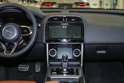2024款 2.0T 250PS R-DYNAMIC S进取运动版-内饰-图片-有驾
