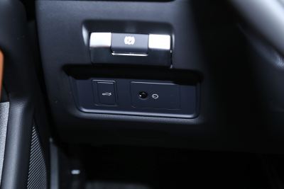 2024款 2.0T 250PS R-DYNAMIC S进取运动版-内饰-图片-有驾
