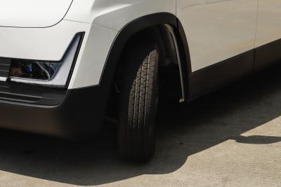 2025款 悦行版 福版明窗 爱易科40.18KWh-外观-图片-有驾