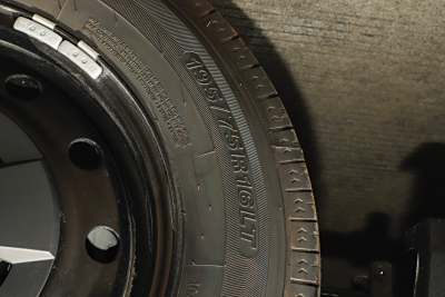 2025款 悦行版 福版明窗 爱易科40.18KWh-外观-图片-有驾