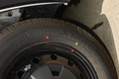 2025款 悦行版 福版明窗 爱易科40.18KWh-外观-图片-有驾