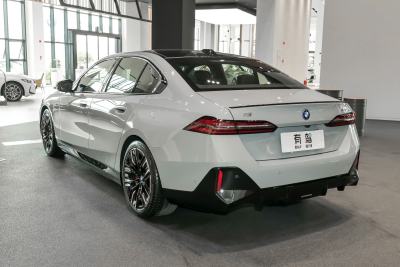 2024款 xDrive M60-外观-图片-有驾
