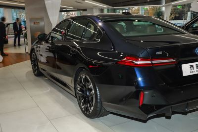 2024款 xDrive M60-外观-图片-有驾