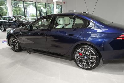 2024款 xDrive M60-外观-图片-有驾