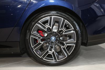 2024款 xDrive M60-外观-图片-有驾