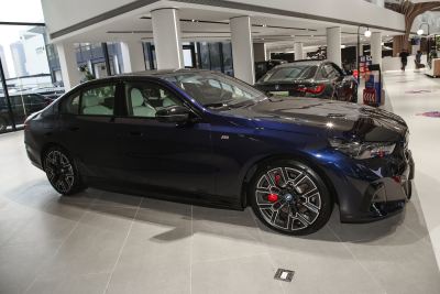 2024款 xDrive M60-外观-图片-有驾