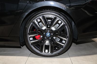 2024款 xDrive M60-外观-图片-有驾