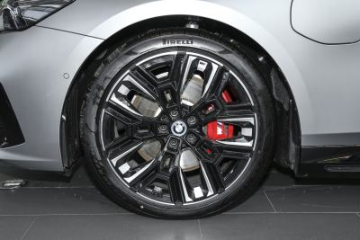 2024款 xDrive M60-外观-图片-有驾
