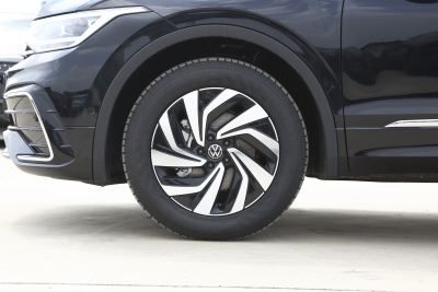 2024款 出众款 330TSI 自动两驱R-Line龙耀版-外观-图片-有驾