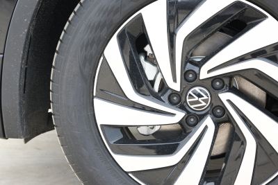 2024款 出众款 330TSI 自动两驱R-Line龙耀版-外观-图片-有驾