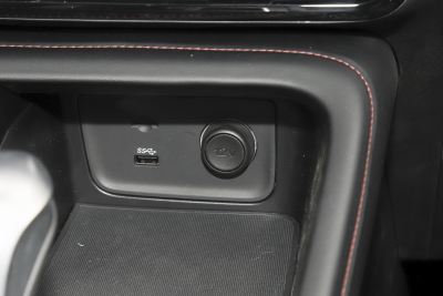 2024款 1.5L CVT尊荣版-内饰-图片-有驾