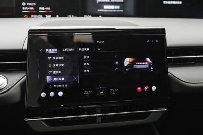 2025款 2.0T 四驱亚特兰蒂斯版-内饰-图片-有驾 2025款 2.0T 四驱亚特兰蒂斯版-内饰-图片-有驾