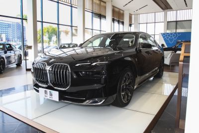 2023款 735Li 豪华套装-外观-图片-有驾