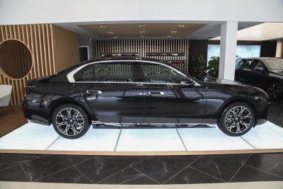 2023款 735Li 豪华套装-外观-图片-有驾
