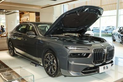 2023款 735Li 豪华套装-外观-图片-有驾