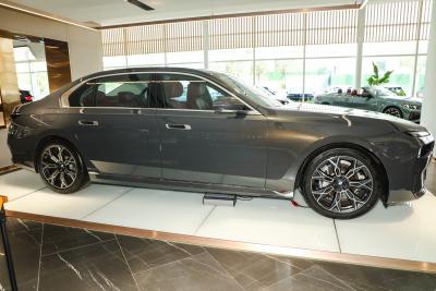 2023款 735Li 豪华套装-外观-图片-有驾