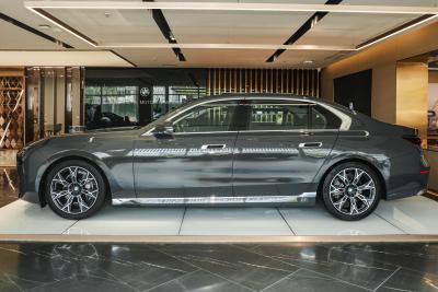2023款 735Li 豪华套装-外观-图片-有驾