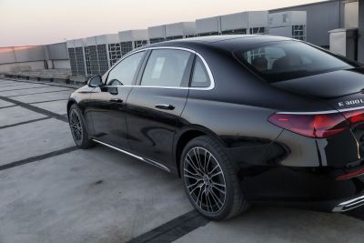 2026款 E 300 L 豪华型-外观-图片-有驾