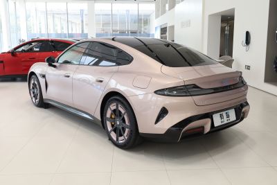 2026款 标准版-外观-图片-有驾