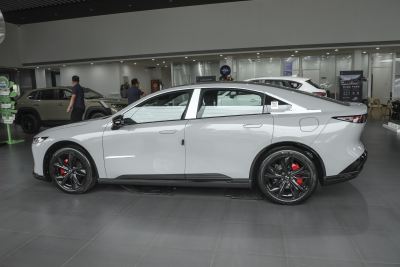 2025款 增程200智尊运动版-外观-图片-有驾