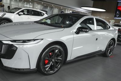 2025款 增程200智尊运动版-外观-图片-有驾