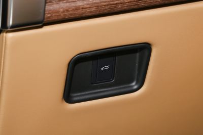 2025款 3.0 L6 400PS 典范加长版-内饰-图片-有驾