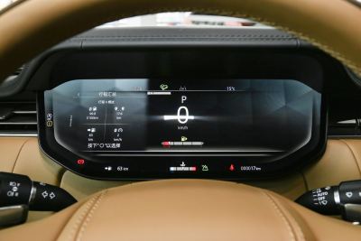 2025款 3.0 L6 400PS 典范加长版-内饰-图片-有驾