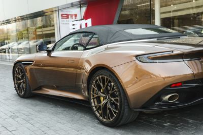 2023款 4.0T V8 Volante-外观-图片-有驾