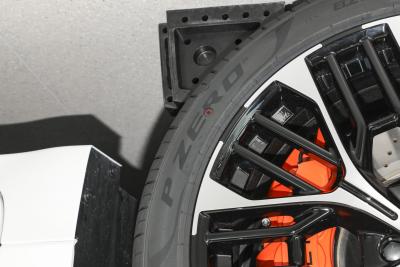 2026款 103度四驱  Ultra+版-外观-图片-有驾