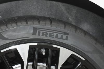 2026款 103度四驱  Ultra+版-外观-图片-有驾