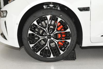 2026款 103度四驱  Ultra+版-外观-图片-有驾