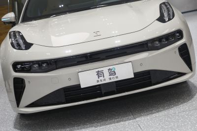 2026款 103度四驱  Ultra+版-外观-图片-有驾