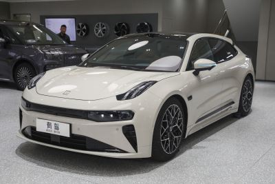 2026款 103度四驱  Ultra+版-外观-图片-有驾