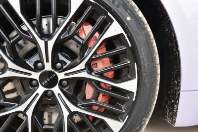 2026款 103度四驱  Ultra+版-外观-图片-有驾