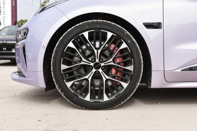 2026款 103度四驱  Ultra+版-外观-图片-有驾