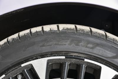 2026款 103度四驱  Ultra+版-外观-图片-有驾