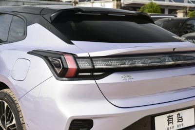 2026款 103度四驱  Ultra+版-外观-图片-有驾