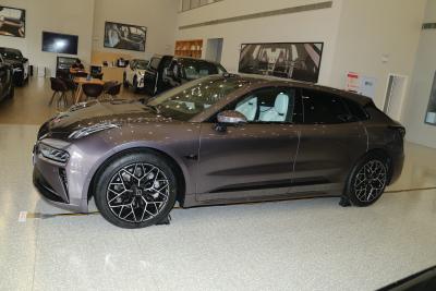 2026款 103度四驱  Ultra+版-外观-图片-有驾