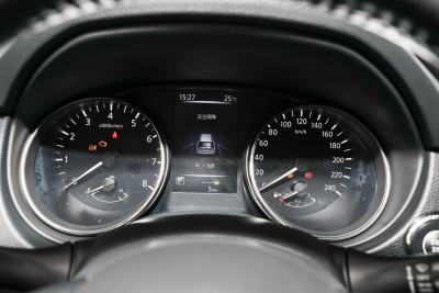 2023款 经典 2.0L 两驱智联臻享版-内饰-图片-有驾