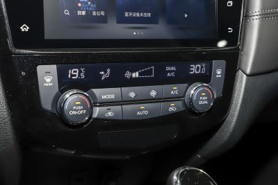2023款 经典 2.0L 两驱智联臻享版-内饰-图片-有驾