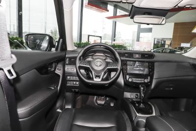 2023款 经典 2.0L 两驱智联臻享版-内饰-图片-有驾