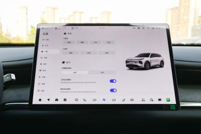 2025款 215尊荣型-内饰-图片-有驾