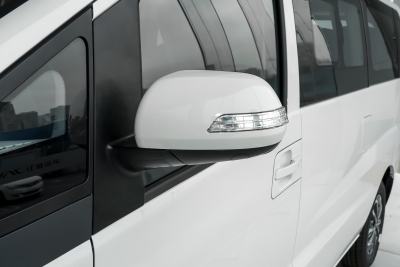 2023款 PLUS 1.8L 9座客运版CNG-外观-图片-有驾