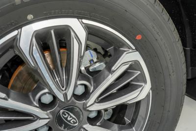 2023款 PLUS 1.8L 9座客运版CNG-外观-图片-有驾